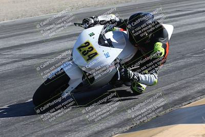 media/Jan-16-2026-CVMA Friday Practice (Fri) [[6f2bf47531]]/5-Racer 4-Trackday1/Session 3 (Turn 7 Inside)/